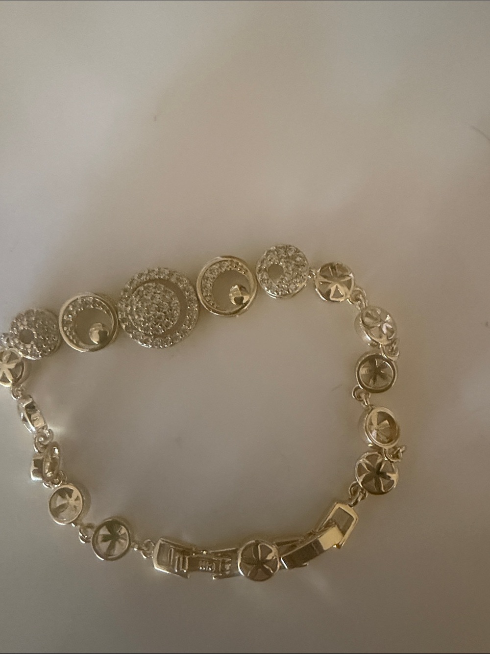 Elegant Gold-Tone Disc Link Bracelet